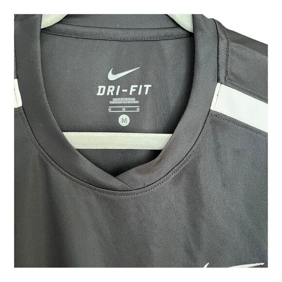 Nike Dri- Fit - UV Protective - Stay Cool Men’s Shirt. Sz: M - NWT - Picture 4 of 5